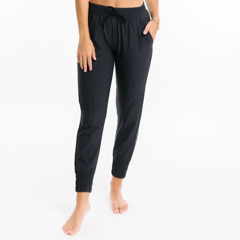 Zyia 	Black Perfection Jogger
